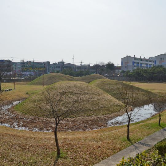 Gwangju Wolgye-dong Janggobun