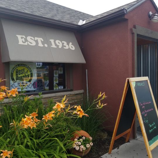 Stella's Bar and Grill