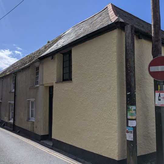 28-32, Church Street