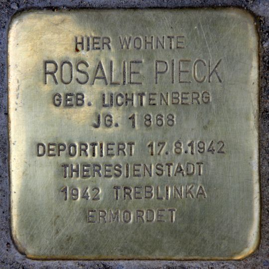 Stolperstein dedicated to Rosalie Pieck