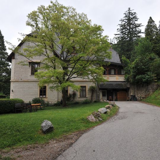 Villa Elfenhain, Villa Hönigschmied