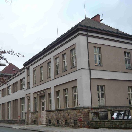 Škola průmyslová textilní