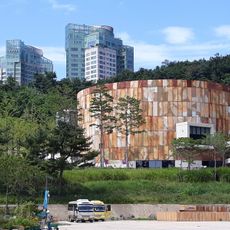 Oil Tank Culture Park