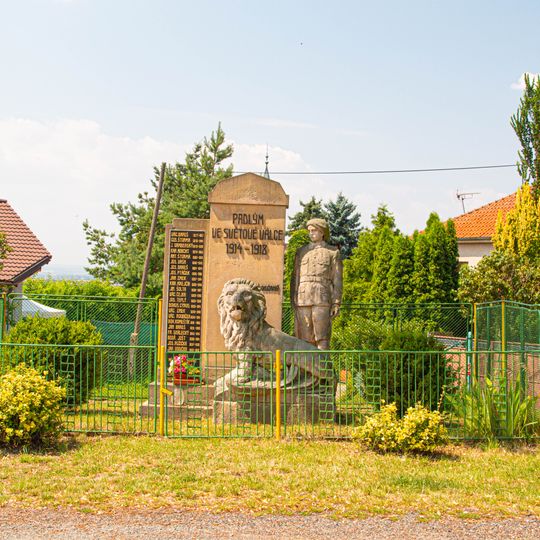 Pomník padlým v Semtěši