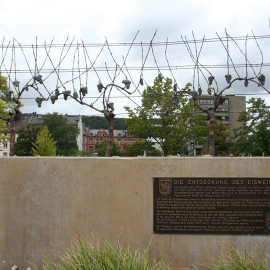 Eisweindenkmal
