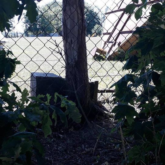 Kříž jižně od Dolního Skrýchova