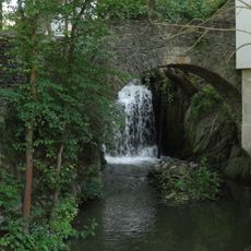 Most do mlýnské usedlosti čp. 9 v Okoři