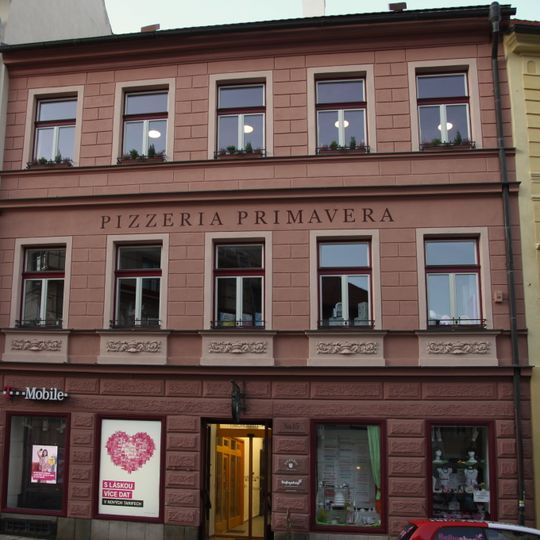 Velké náměstí 15