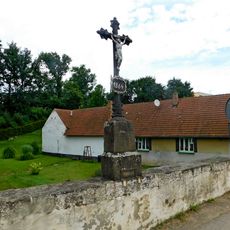 Kříž v Loutkově v Hořepníku