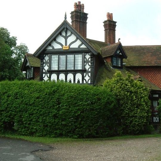 London Lodge To Tring Park