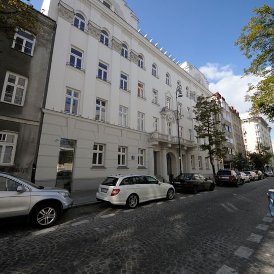 15 Poznańska Street in Warsaw
