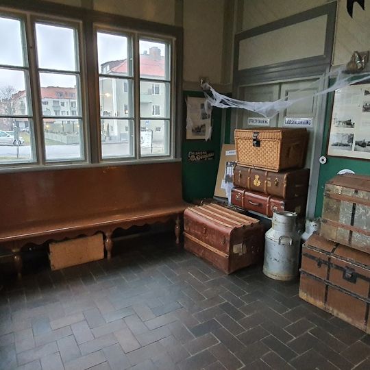 Läggesta Nedre Museum railway station