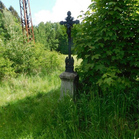 Kříž na severním okraji Vysoké