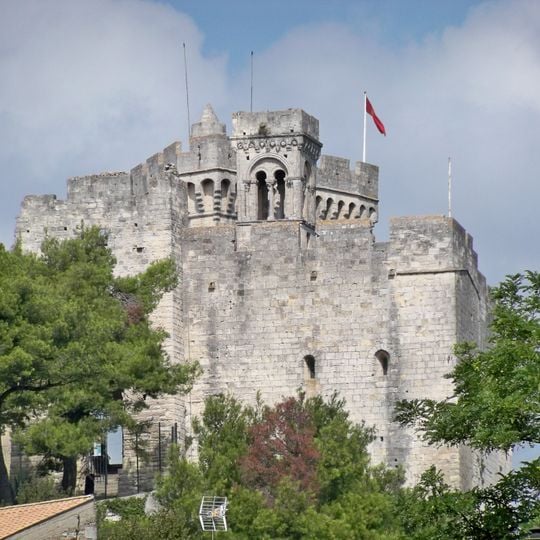 Castillo y jardines de Beaucaire
