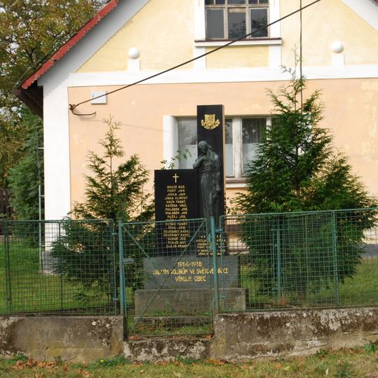 Pomník padlým v Mladém Smolivci