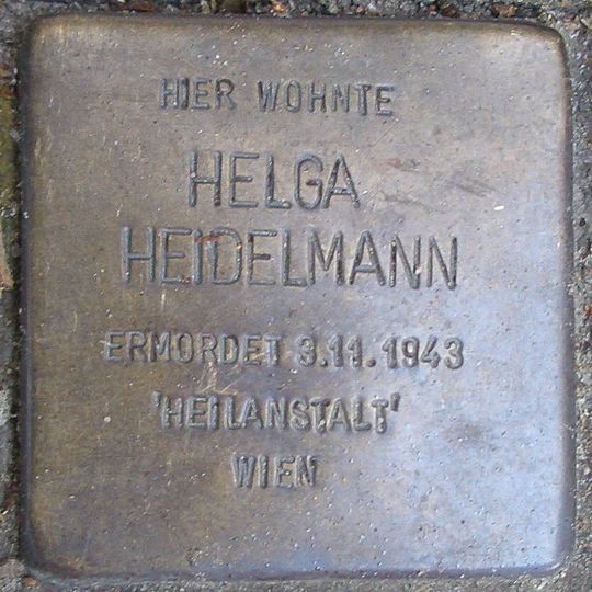 Stolperstein en memoria de Helga Heidelmann