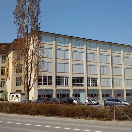 Hallen für Neue Kunst