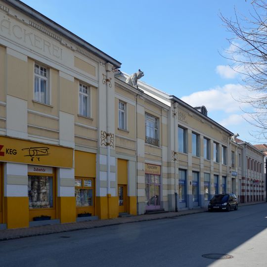 Former Konsumanstalt, Schwarz- und Weißbäckerei, Wurstfabrik der Berndorfer Metallwarenfabrik