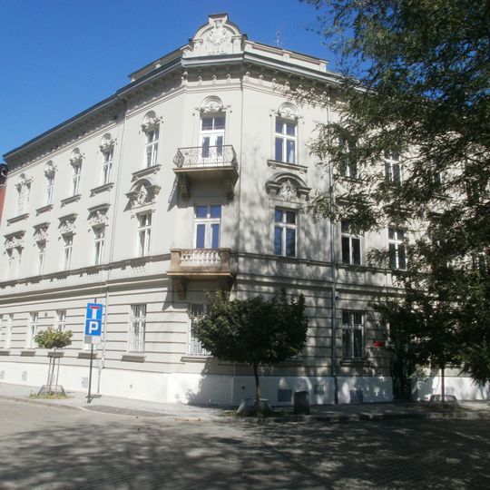 7 Na Groblach Square in Kraków