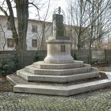 Pomník povýšení na městys ve Vratislavicích nad Nisou