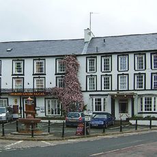 Neuadd Arms Hotel