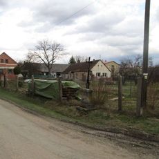 Kříž jižně od Záhoří