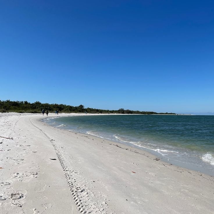 Lovers Key Beach