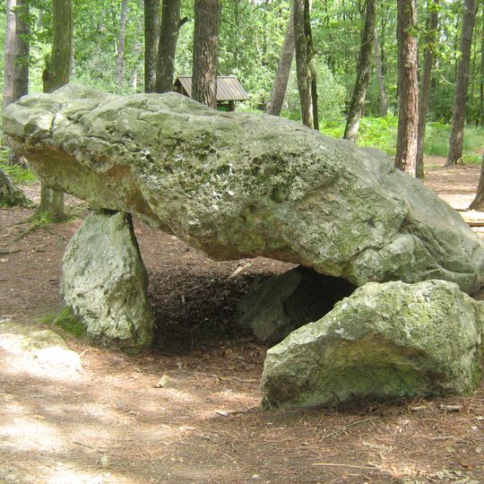 Dolmen La Pierre Procureuse