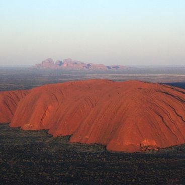 オーストラリアのノーザンテリトリーで見るべきもの：自然の名所、国立公園、砂漠