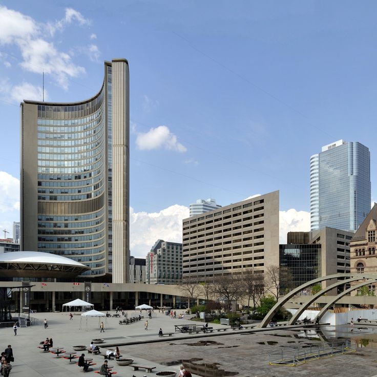 Toronto City Hall and Nathan Phillips Square