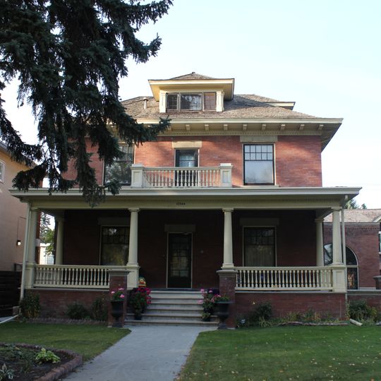 Delmar Bard Residence and Carriage House