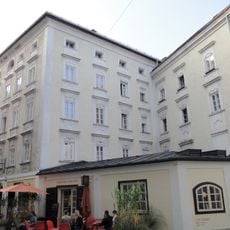 Miethaus, Knoblauchhaus