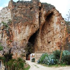 Scurati Caves