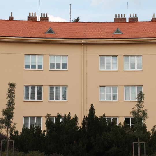 Vaňkovo náměstí 2