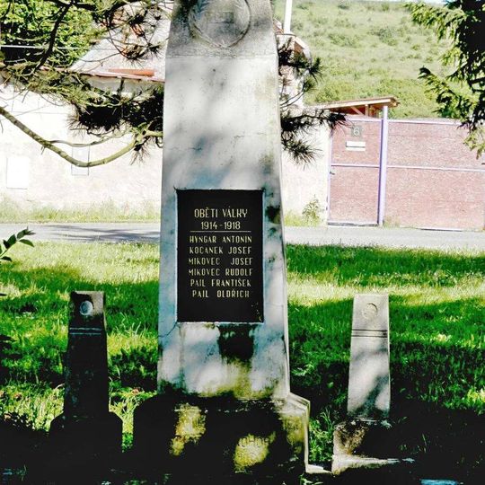 Pomník padlým v Lukohořanech