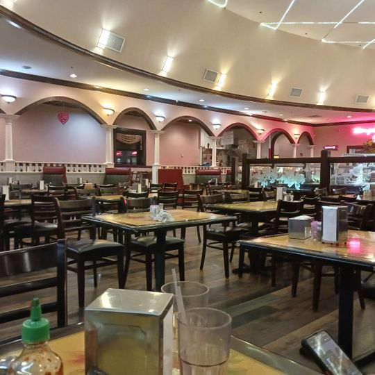 Lin's Grand Buffet