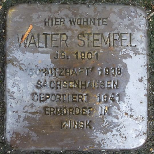 Stolperstein en memoria de Walter Stempel
