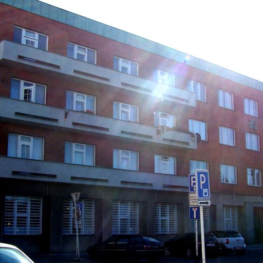 Náměstí Osvoboditelů 1