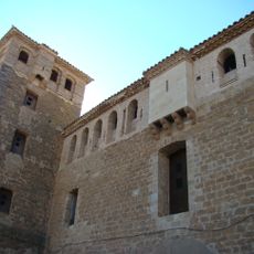 Palacio fortificado de los Desvalls