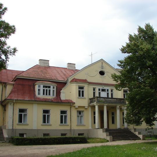 Zespół pałacowy w Kterach