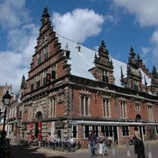 Huisjes tegen de Vleeshal