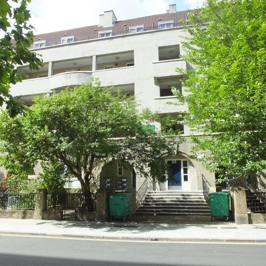 Chamberlain House  Chamberlain House Including Shops