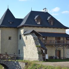 Géczyovský kaštieľ, priekopa