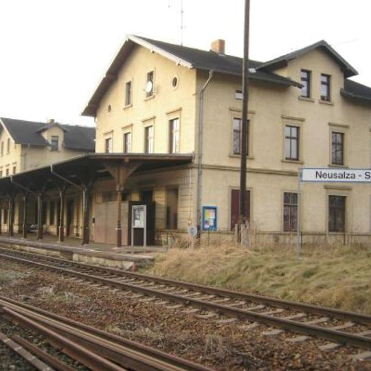 Empfangsgebäude Bahnhof Eisenbahnstrecke Zittau – Bischofswerda Am Bahnhof 3; 4