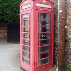 K6 Telephone Kiosk, High Street