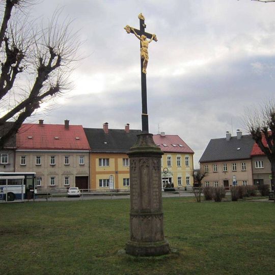 Kříž na náměstí v České Skalici