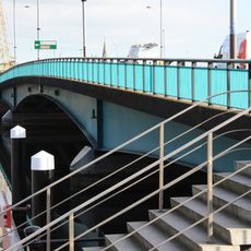 Puente Reina Isabel II