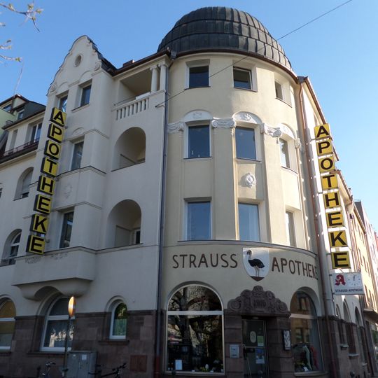 Wohn- und Geschäftshaus in Ecklage