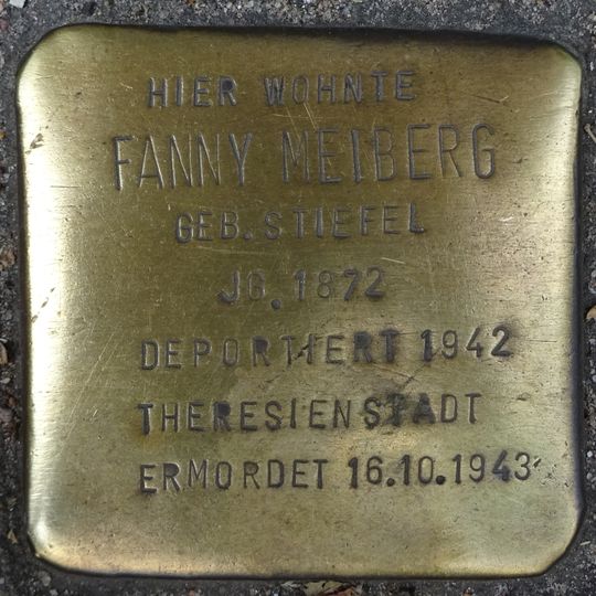 Stolperstein en memoria de Fanny Meiberg