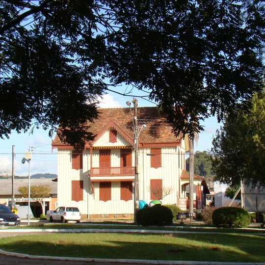 Casa Canônica